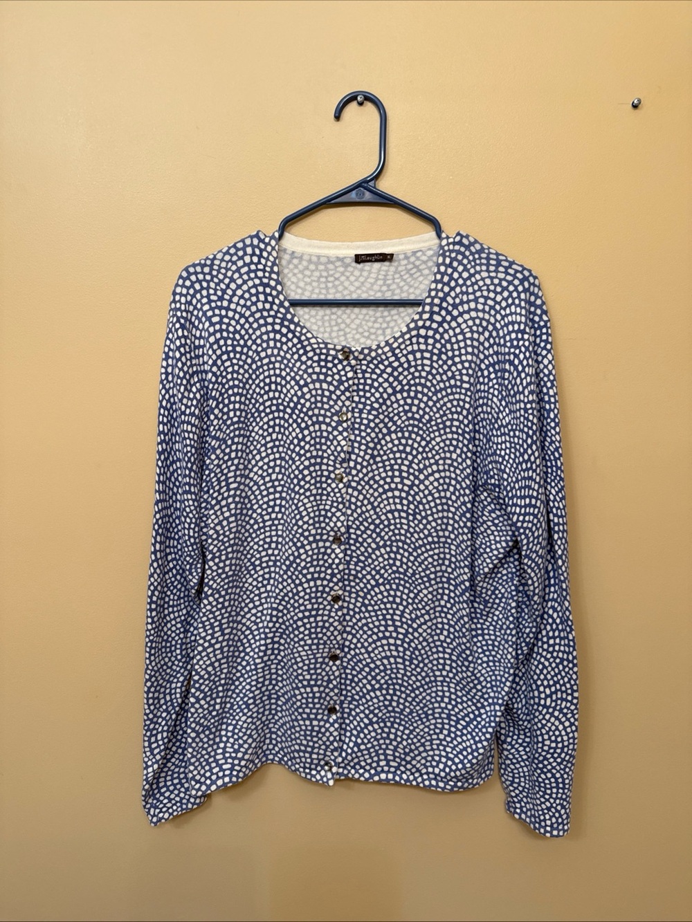 J. McLaughlin Blue and White Scallop-Print Button Front Top